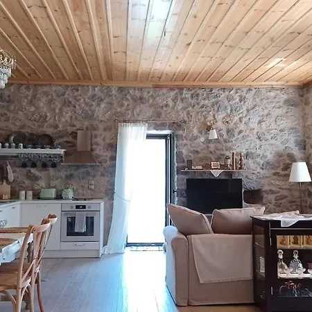 Theta Lejlighed Stemnitsa