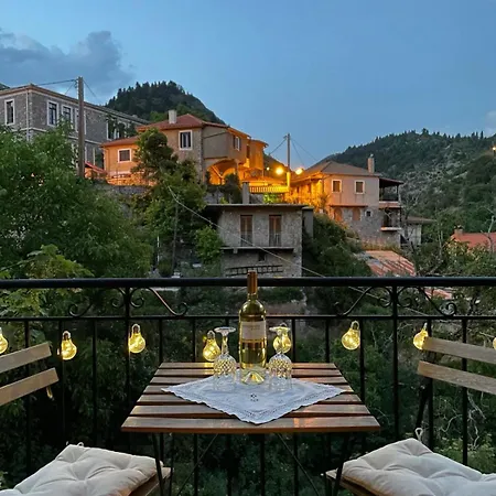 Theta Lägenhet Stemnitsa